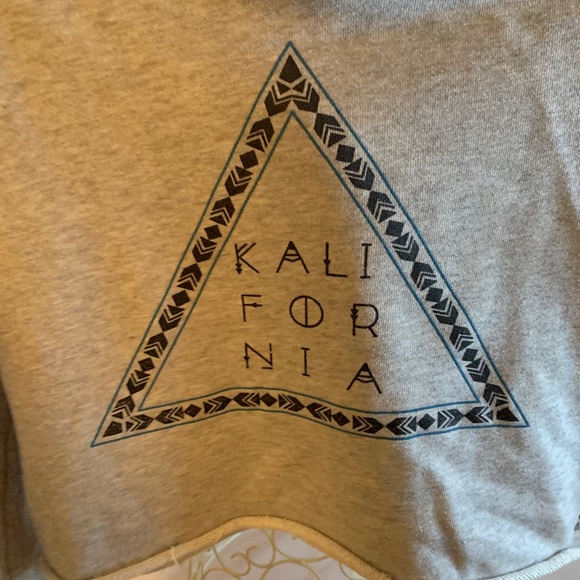 Kendall & Kylie cropped hoodie - Picture 3 of 4